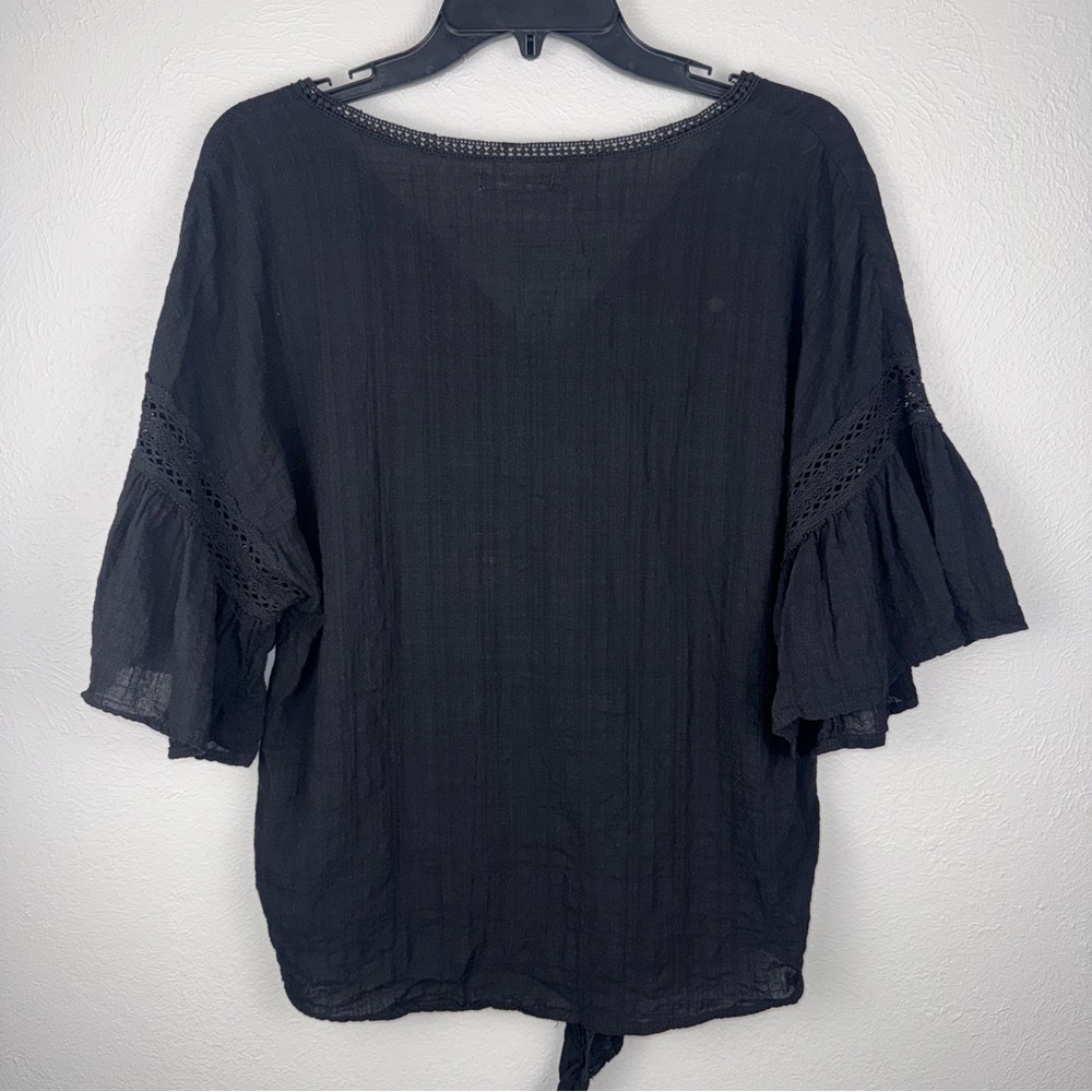MAX STUDIO L Black Knot Front Top‎ Shirt 3/4 Flared Sleeve Boho Peasant Casual - Picture 2 of 8